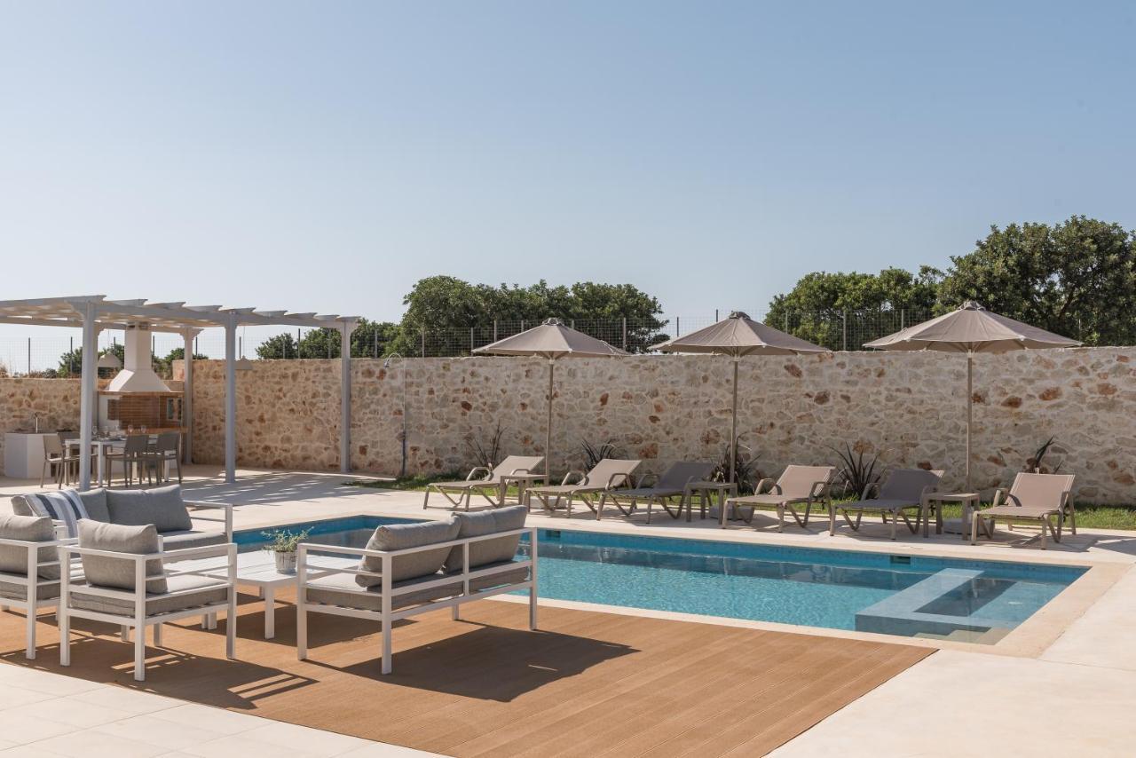 Vilă Evaero I, Ii, Iii, Iv - An Ever-so Inviting Escape, By Thinkvilla