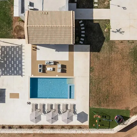 Evaero Villas I, Ii, Iii, IV - An Ever-So Inviting Escape, By Thinkvilla Sfáka Exterior foto