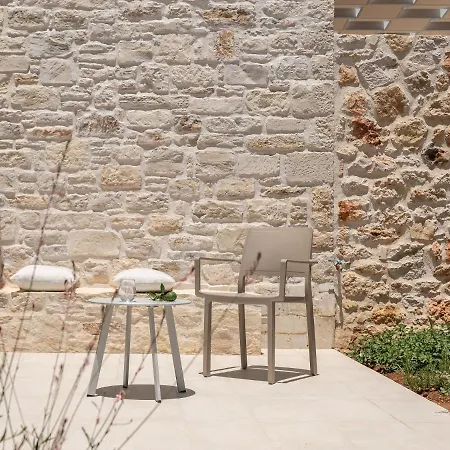 Evaero Villas I, Ii, Iii, IV - An Ever-So Inviting Escape, By Thinkvilla Sfáka Exterior foto