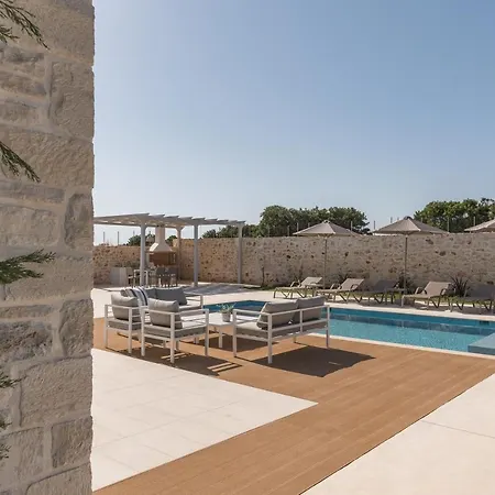 Evaero Villas I, Ii, Iii, IV - An Ever-So Inviting Escape, By Thinkvilla Sfáka Exterior foto