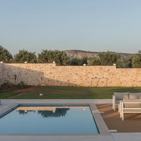 Evaero Villas I, Ii, Iii, IV - An Ever-So Inviting Escape, By Thinkvilla Sfáka Exterior foto