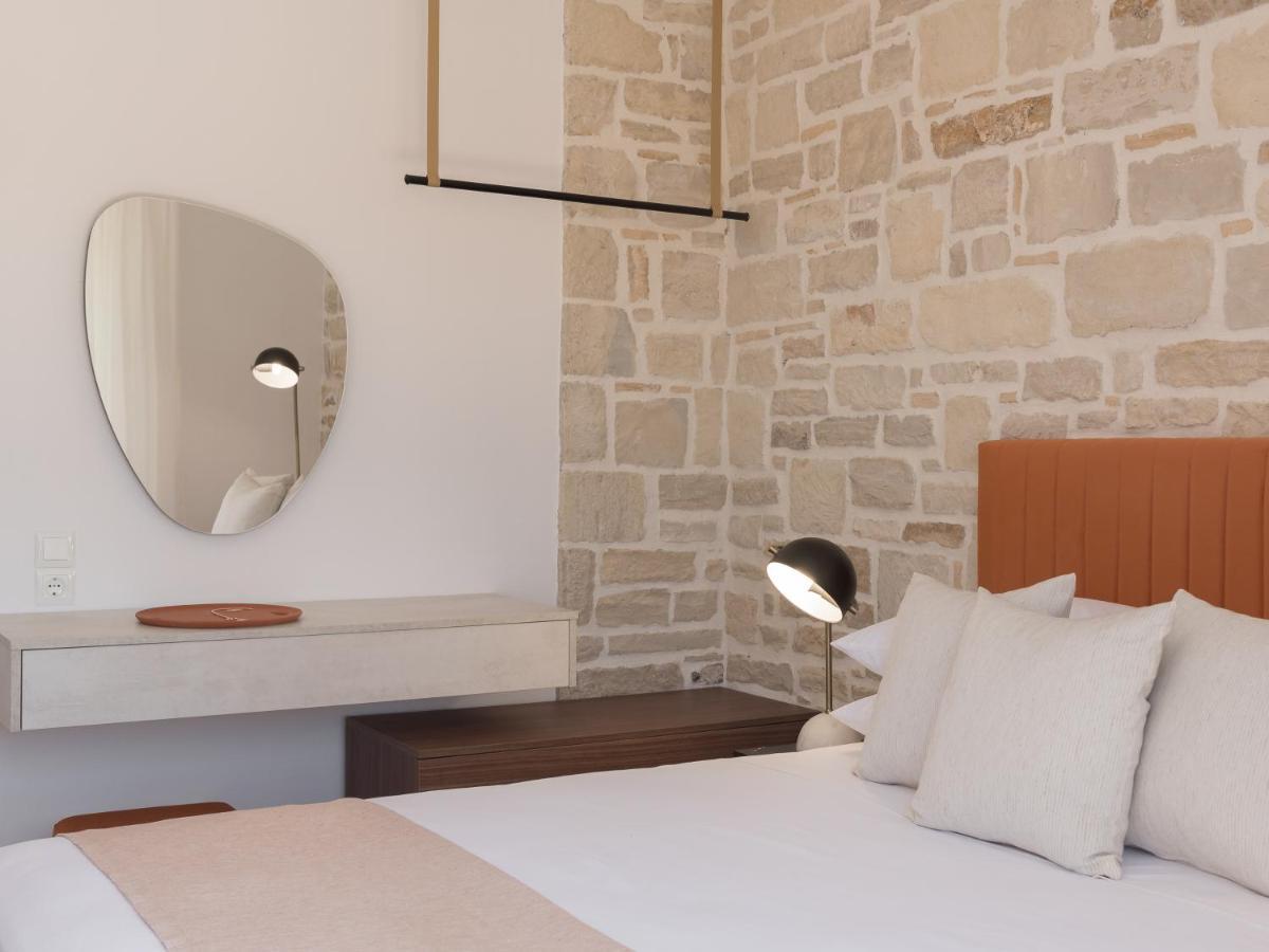 Evaero I, Ii, Iii, Iv - An Ever-so Inviting Escape, By Thinkvilla Villa *