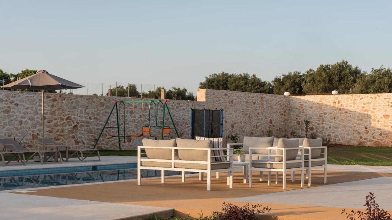 Evaero I, Ii, Iii, Iv - An Ever-so Inviting Escape, By Thinkvilla *
