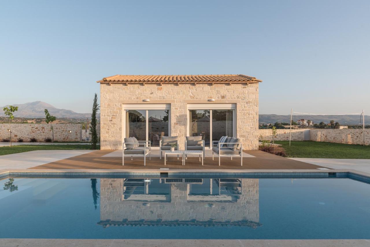 Evaero I, Ii, Iii, Iv - An Ever-so Inviting Escape, By Thinkvilla *
