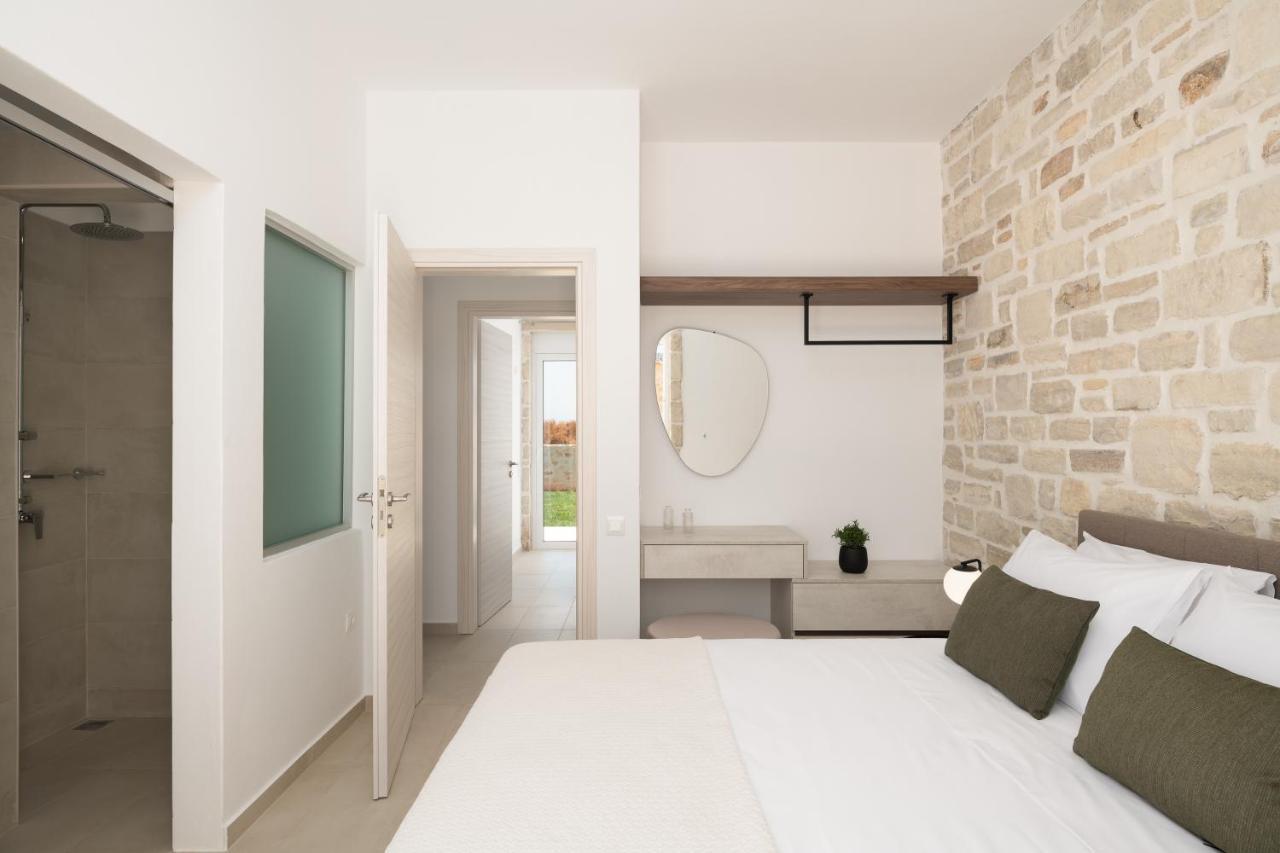 Vila Evaero I, Ii, Iii, Iv - An Ever-so Inviting Escape, By Thinkvilla