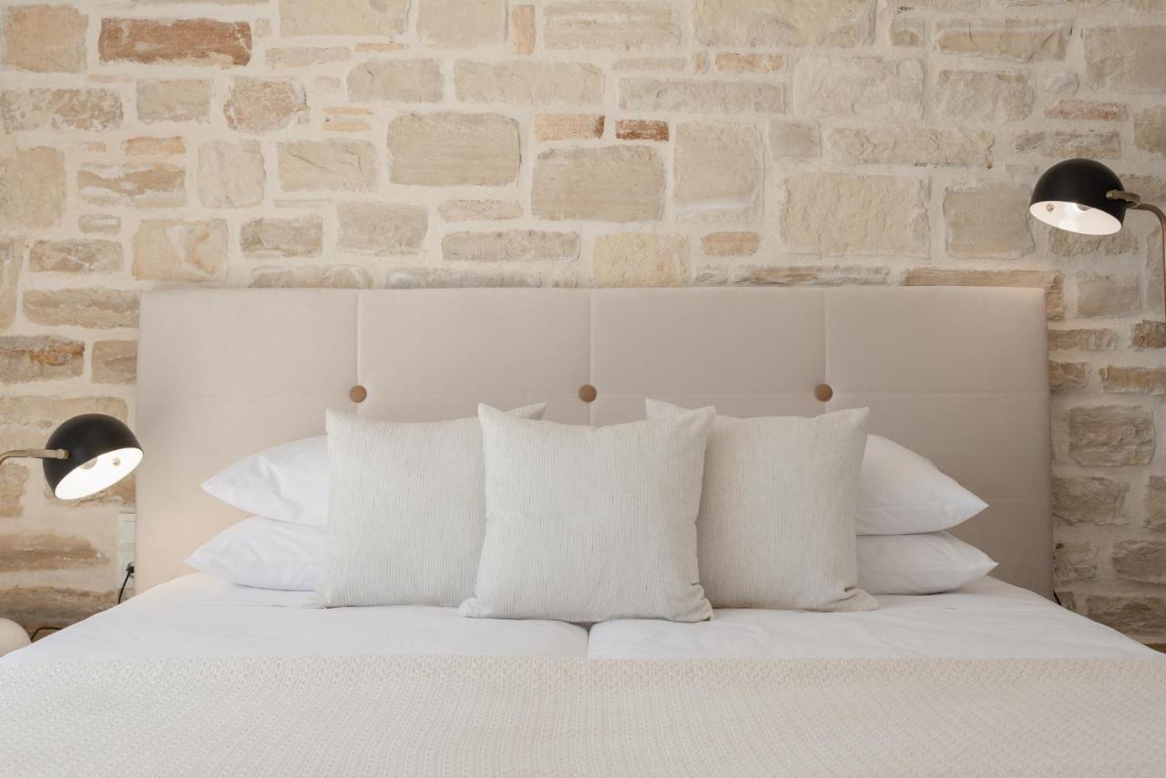 Vila Evaero I, Ii, Iii, Iv - An Ever-so Inviting Escape, By Thinkvilla *